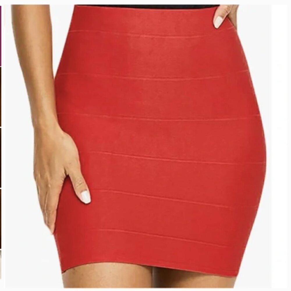 BCBGMAXAZRIA Bandage Red Mini Skirt Size XS EUC CLOSET CLEAR-OUT!